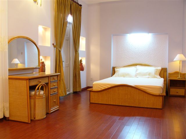 Thi công sàn gỗ Tại khách sạn ngôi sao , TP Biên Hòa